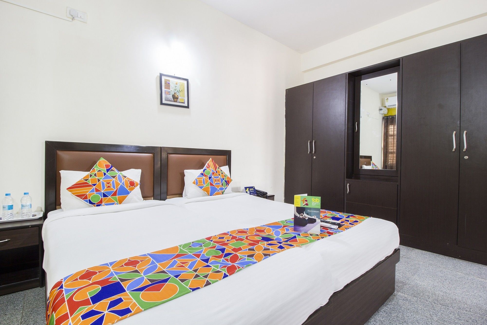 Fabhotel Fortune Inn Colaba Мумбаи Экстерьер фото